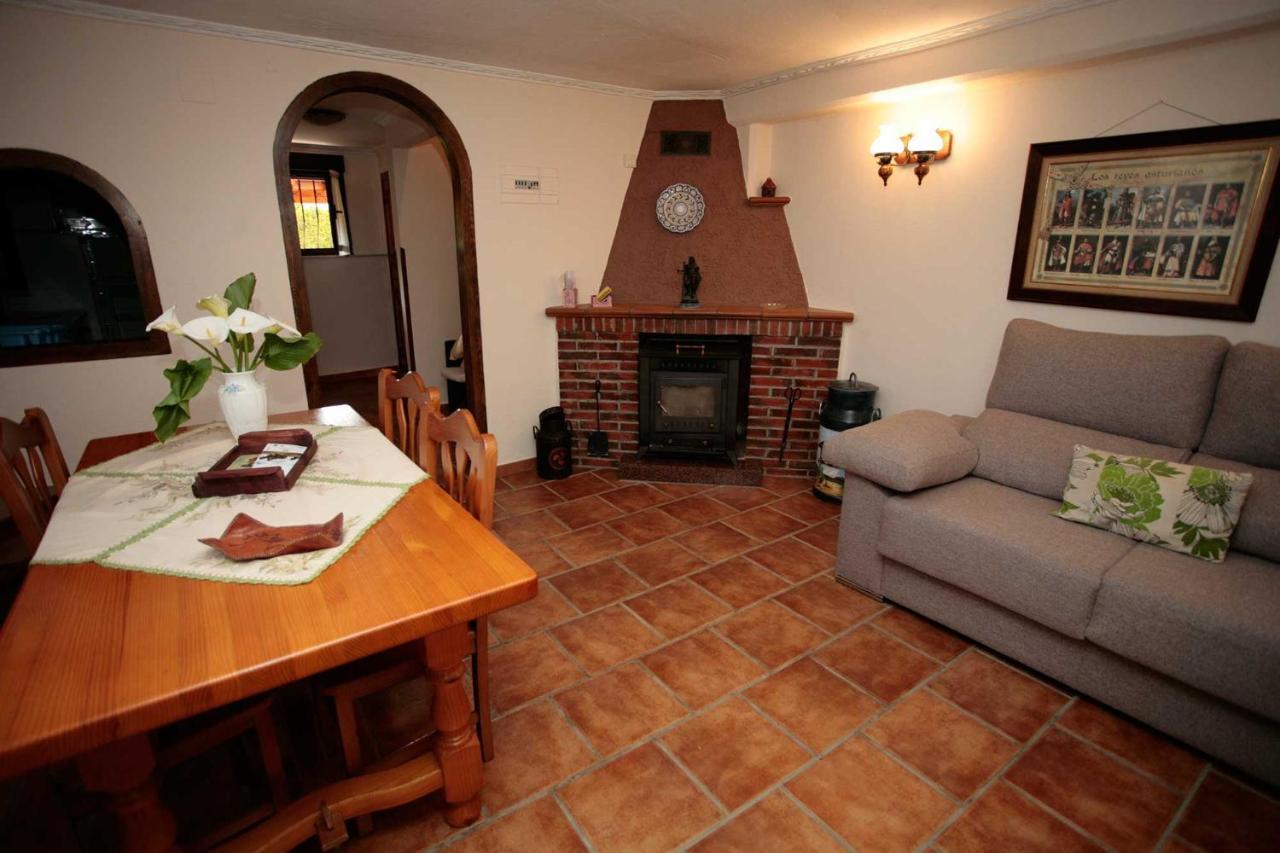 Apartamentos. Turis. Castiello Pilona