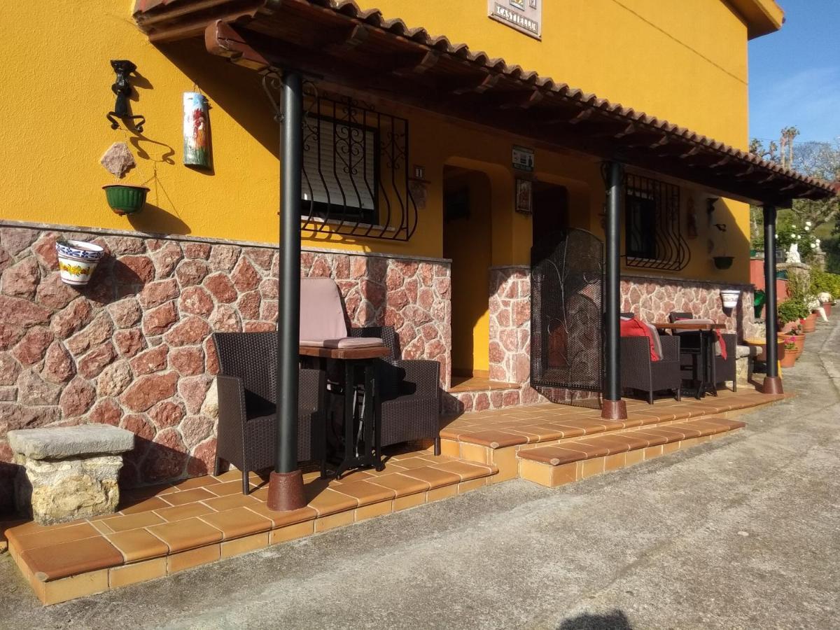 Apartamentos. Turis. Castiello *